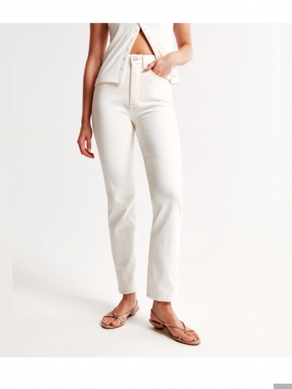 Abercrombie Ultra High Rise Ankle Straight jeans